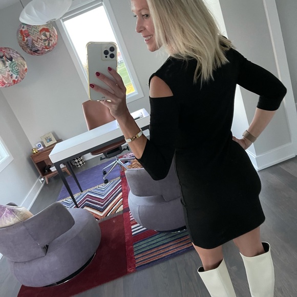 FRENCH CONNECTION black Knit Dress with shoulder cutouts - Picture 2 of 9